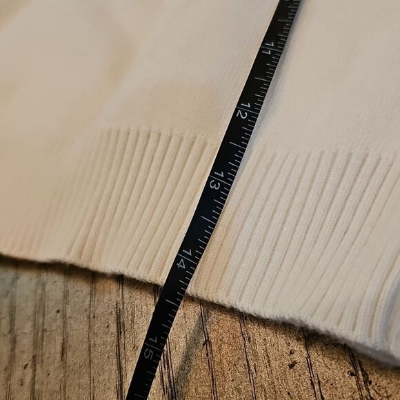 White Sweater with Pink Ruffles Size 4/5 - Picture 5 of 7